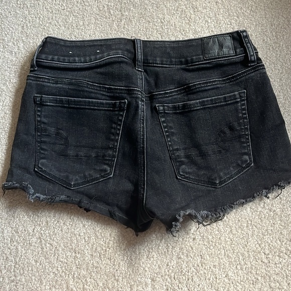 American Eagle super super stretch X high-rise Shorty, black denim shorts size 4 - Picture 6 of 6